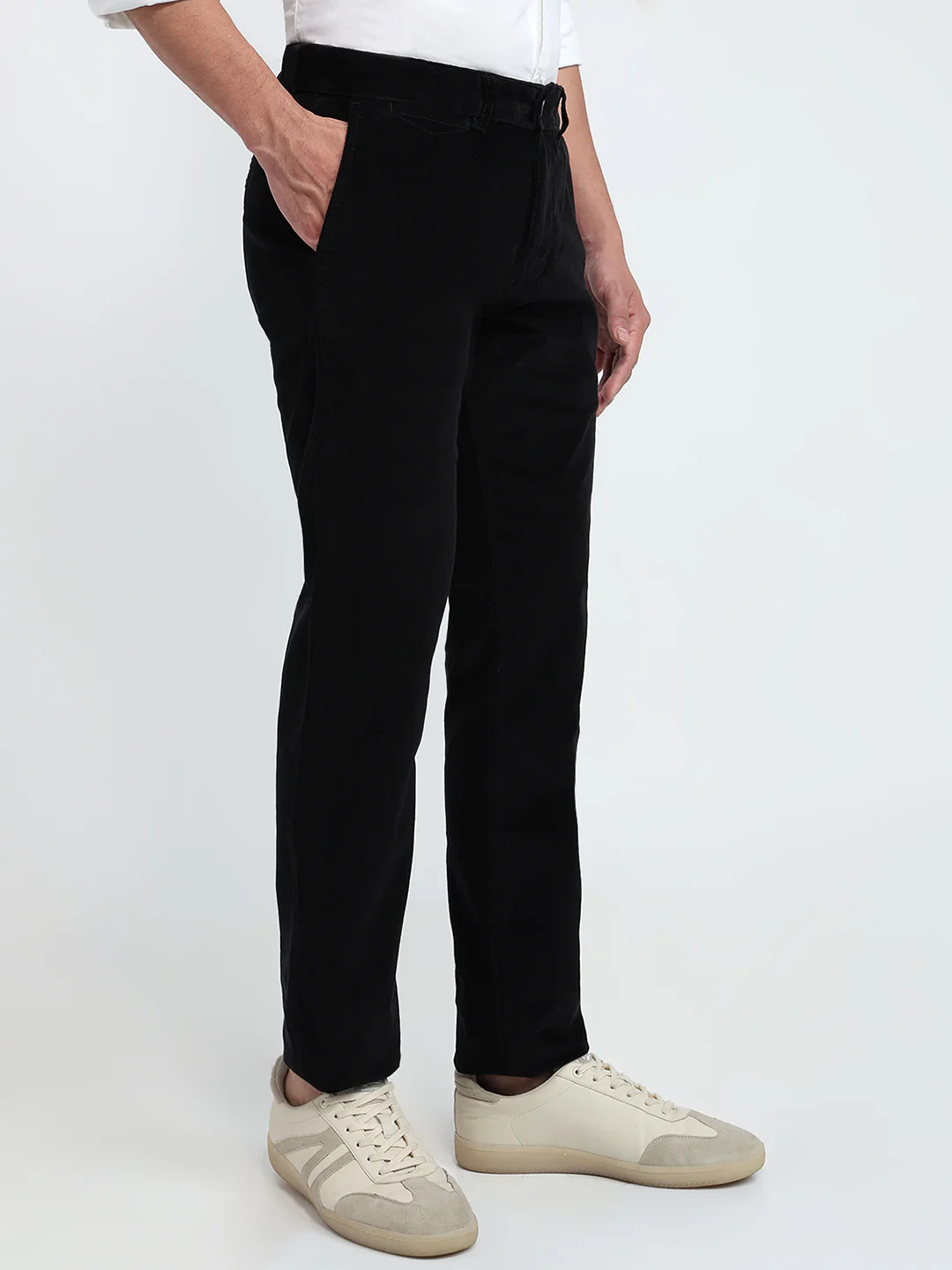 Parx Men Black Solid Low Rise Tapered Fit Cotton Blend Trouser - Image 3