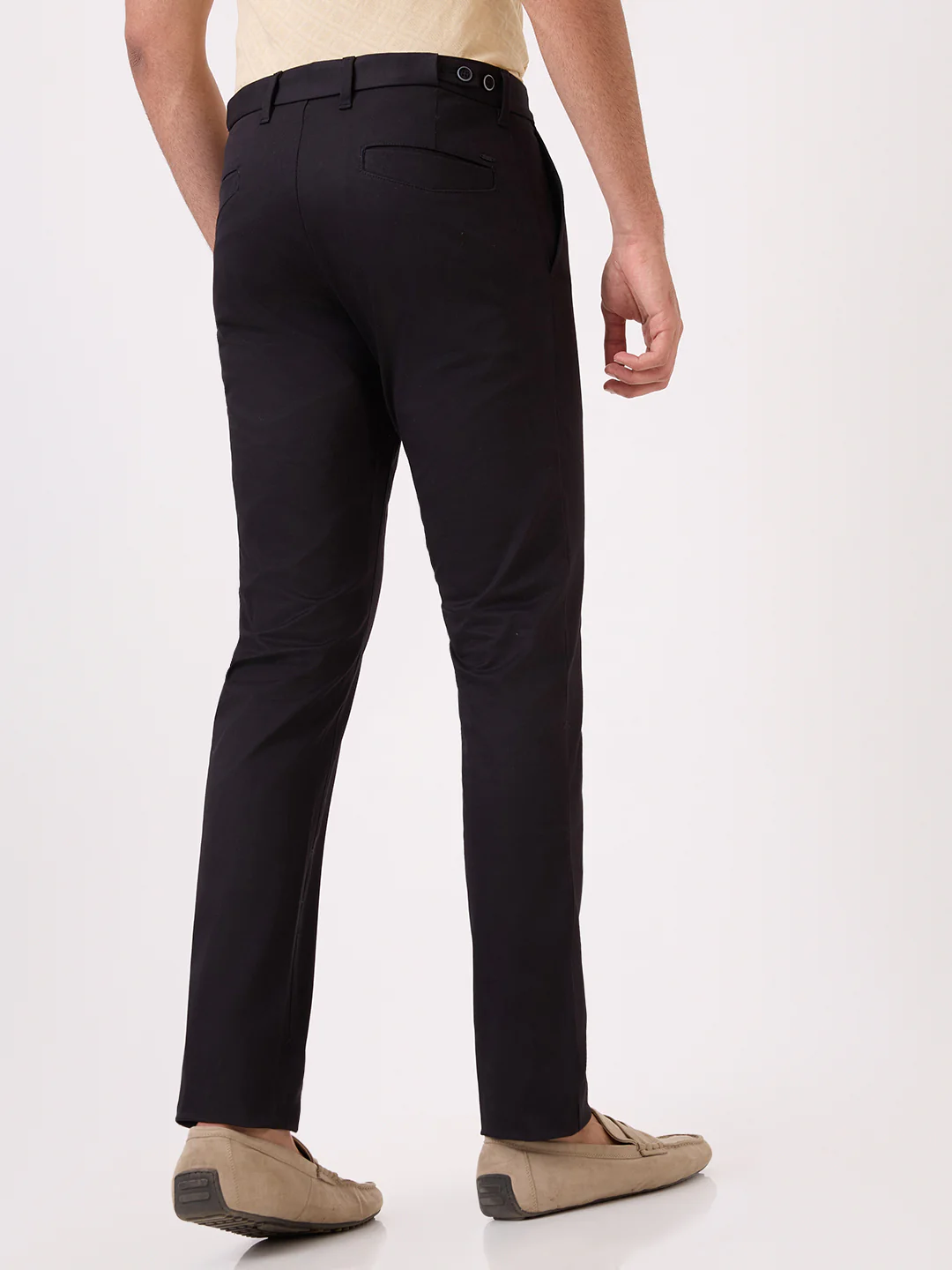 Parx Men Black Solid Low Rise Tapered Fit Cotton Blend Trouser - Image 4