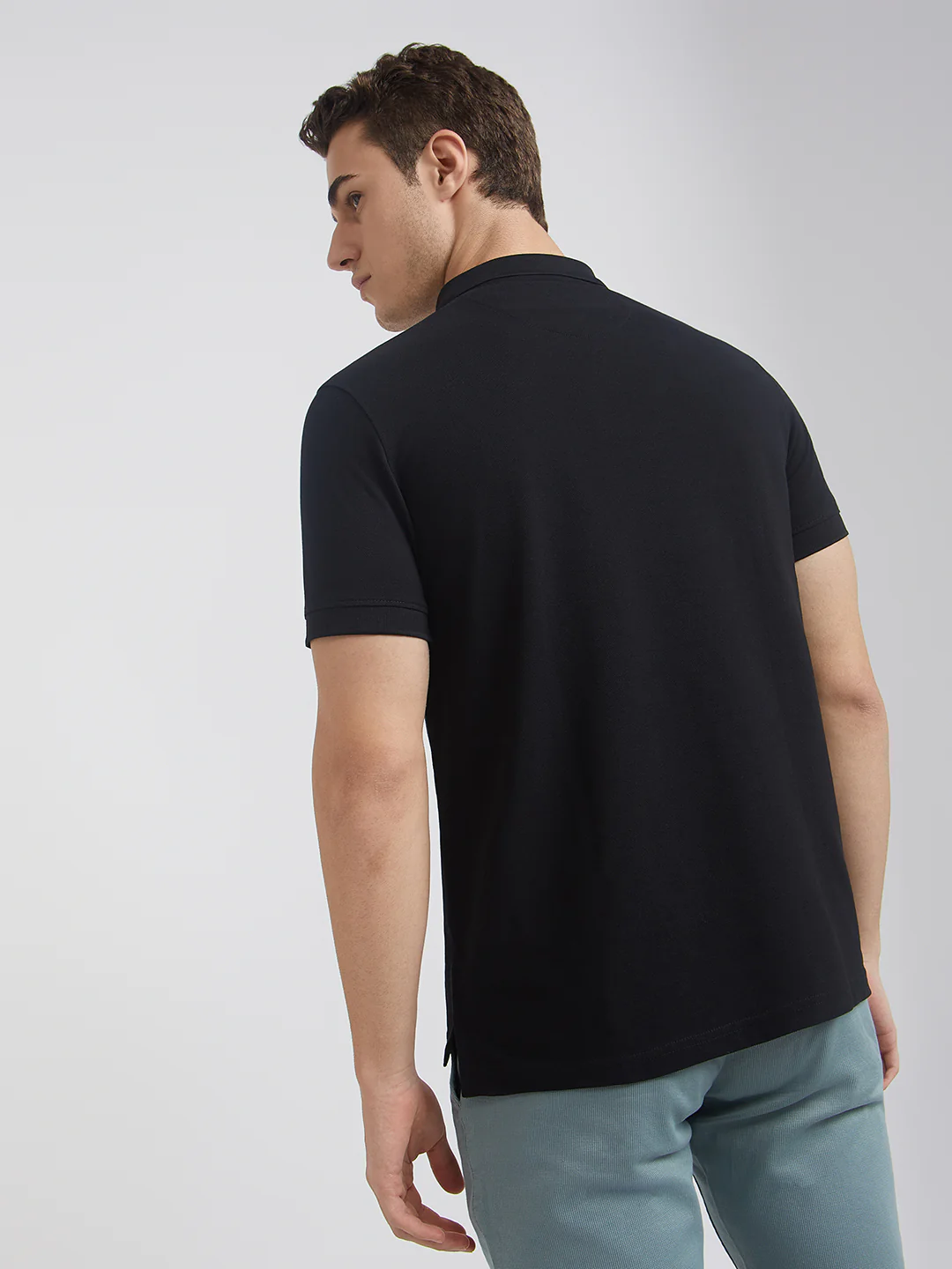 Parx Men Black Solid Regular Fit Cotton Blend T-Shirt - Image 6