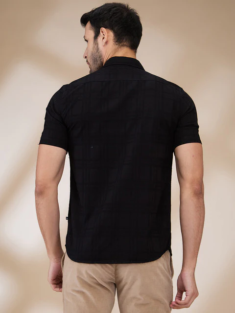 Parx Men Black Solid Slim Fit Cotton Shirt - Image 4