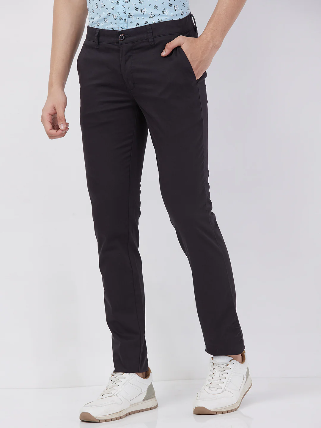 Parx Men Black Solid Super Slim Fit Cotton Blend Trouser - Image 3