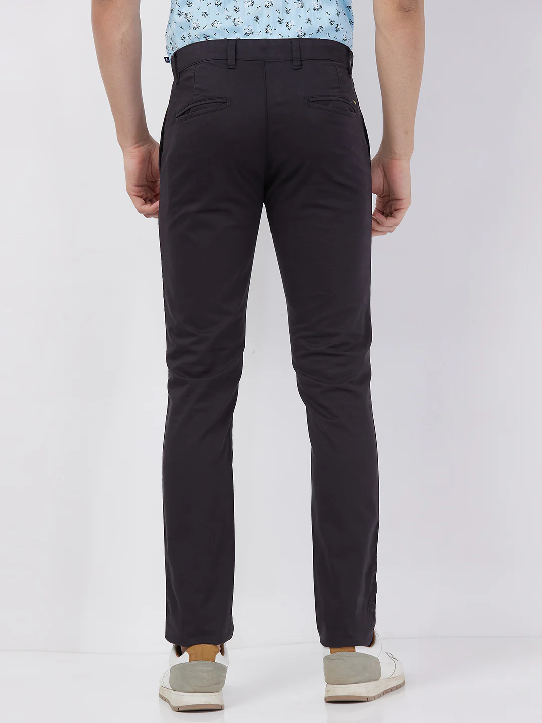 Parx Men Black Solid Super Slim Fit Cotton Blend Trouser - Image 4