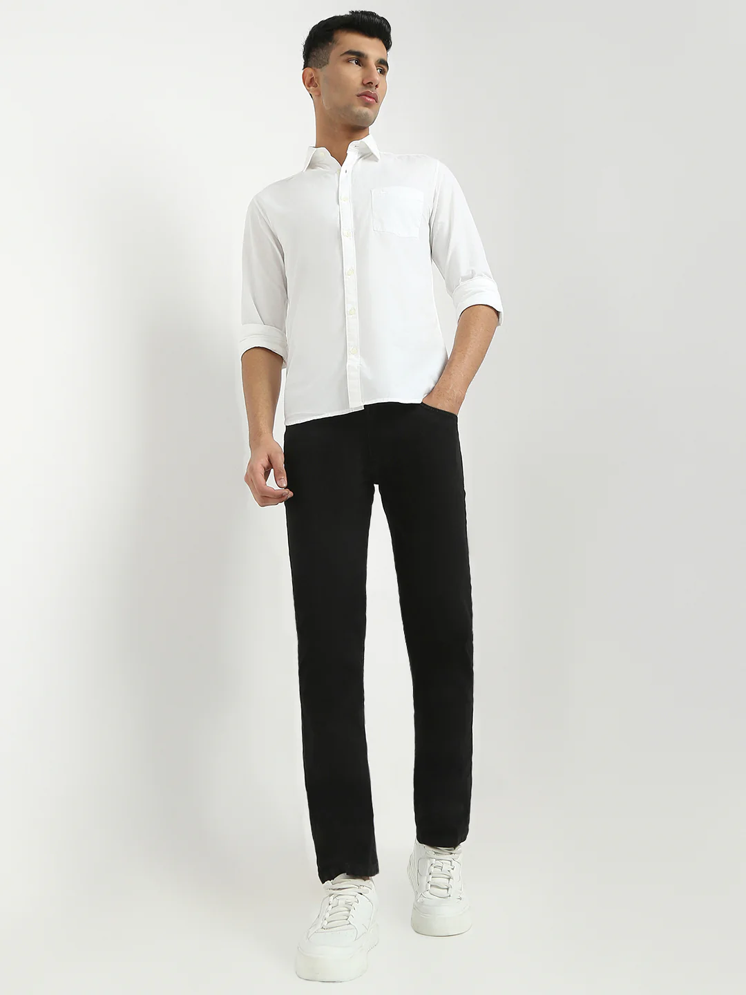 Parx Men Black Twill Low Rise Tapered Fit Cotton Blend Jeans - Image 5