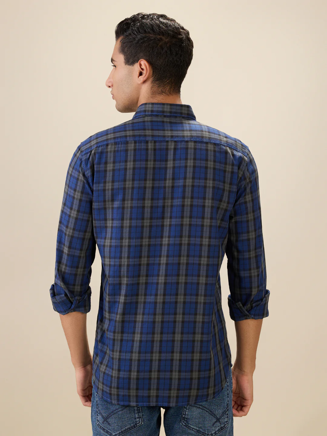 Parx Men Blue Checks Slim Fit Cotton Full Sleeve Cut Away Collar Casual Shirt - Image 4