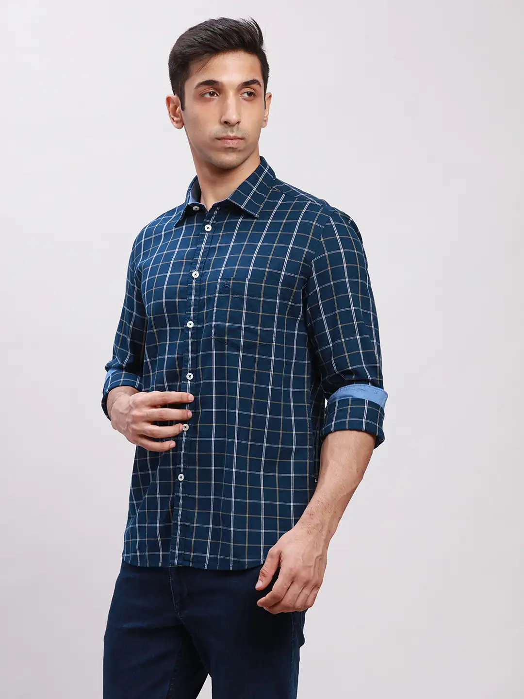 Parx Men Blue Checks Slim Fit Cotton Full Sleeve Cut Away Collar Shirt - Image 3