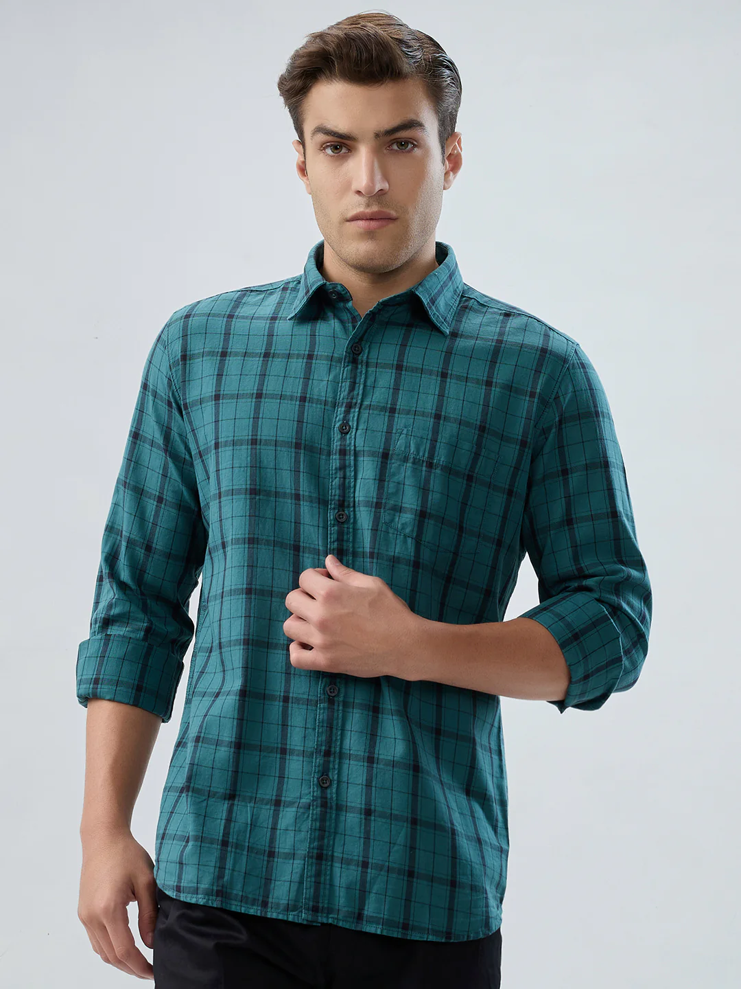 Parx Men Blue Checks Slim Fit Cotton Shirt