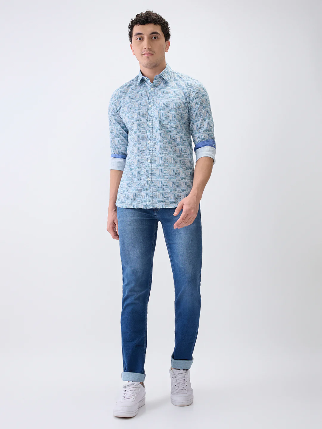 Parx Men Blue Knitted Low Rise Tapered Fit Cotton Blend Jeans - Image 5