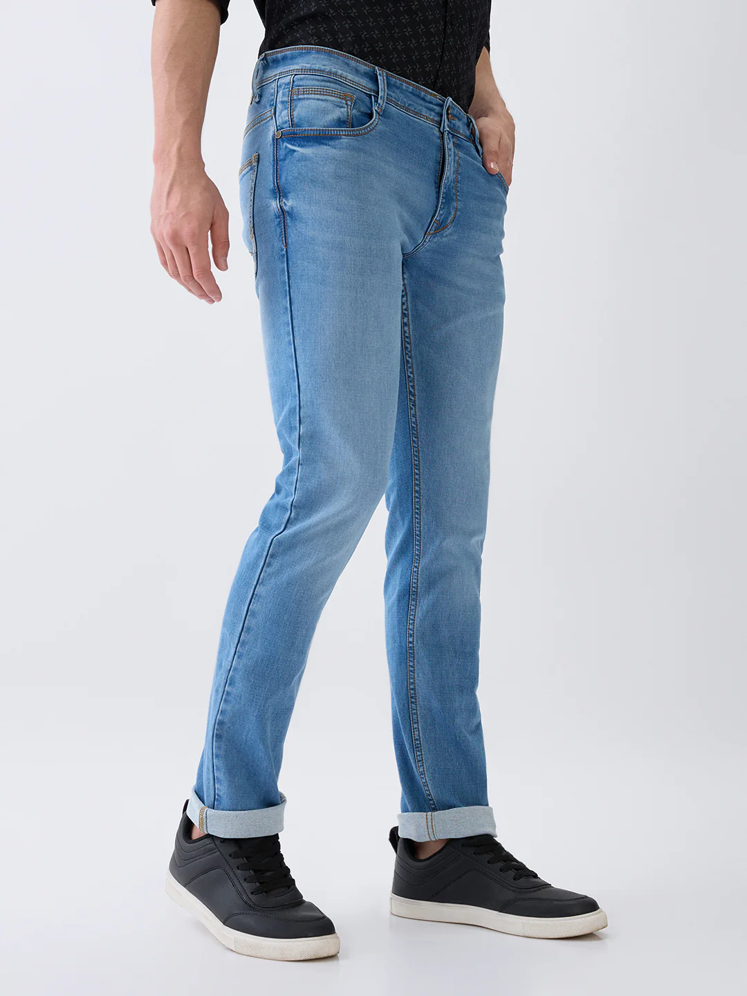 Parx Men Blue Knitted Low Rise Tapered Fit Cotton Blend Jeans - Image 3