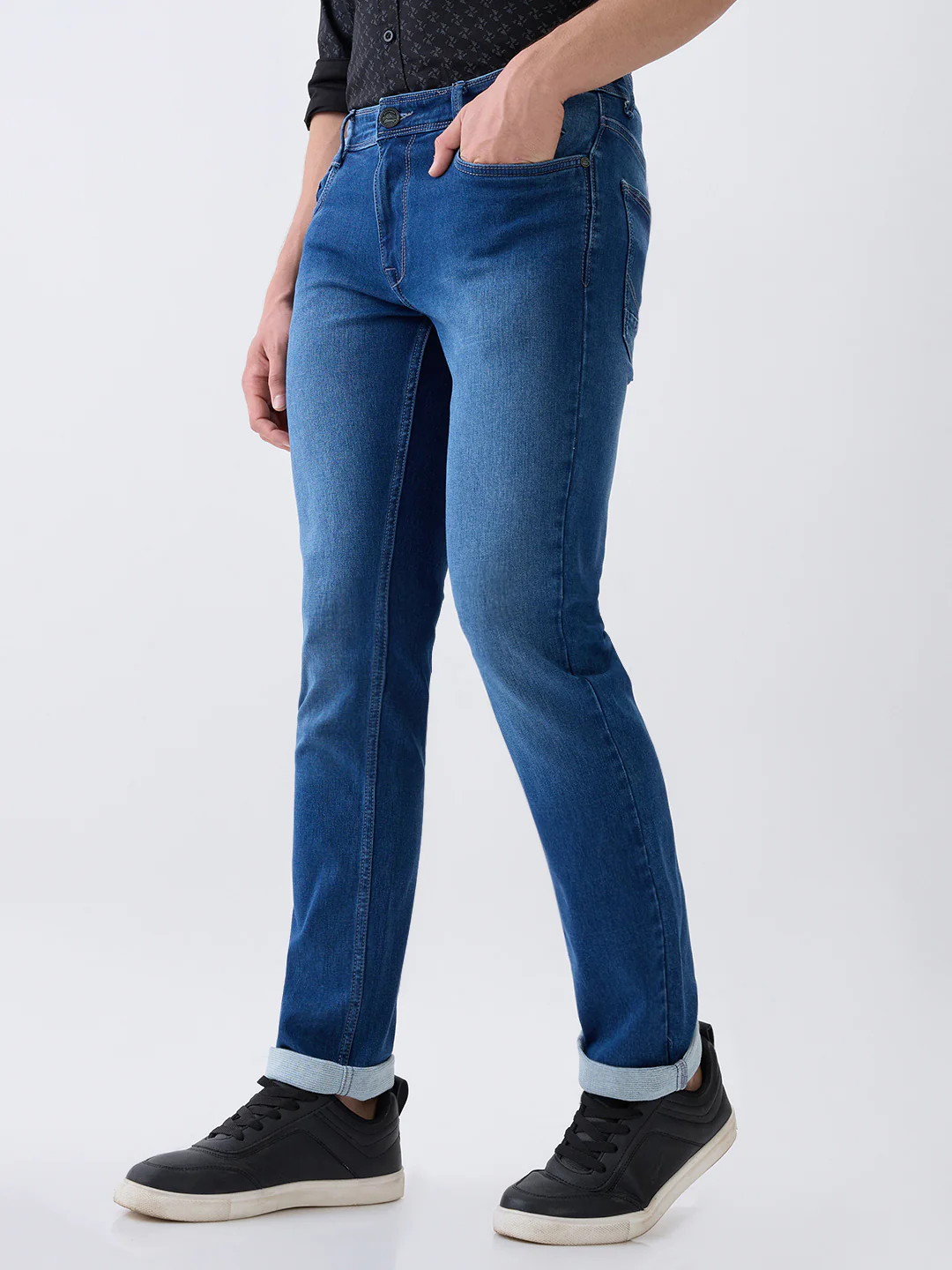 Parx Men Blue Knitted Low Rise Tapered Fit Cotton Blend Jeans - Image 2