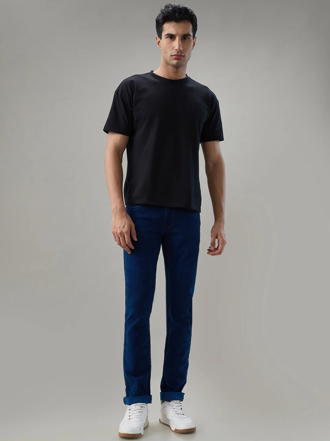 Parx Men Blue Knitted Low Rise Tapered Fit Cotton Blend Jeans - Image 5