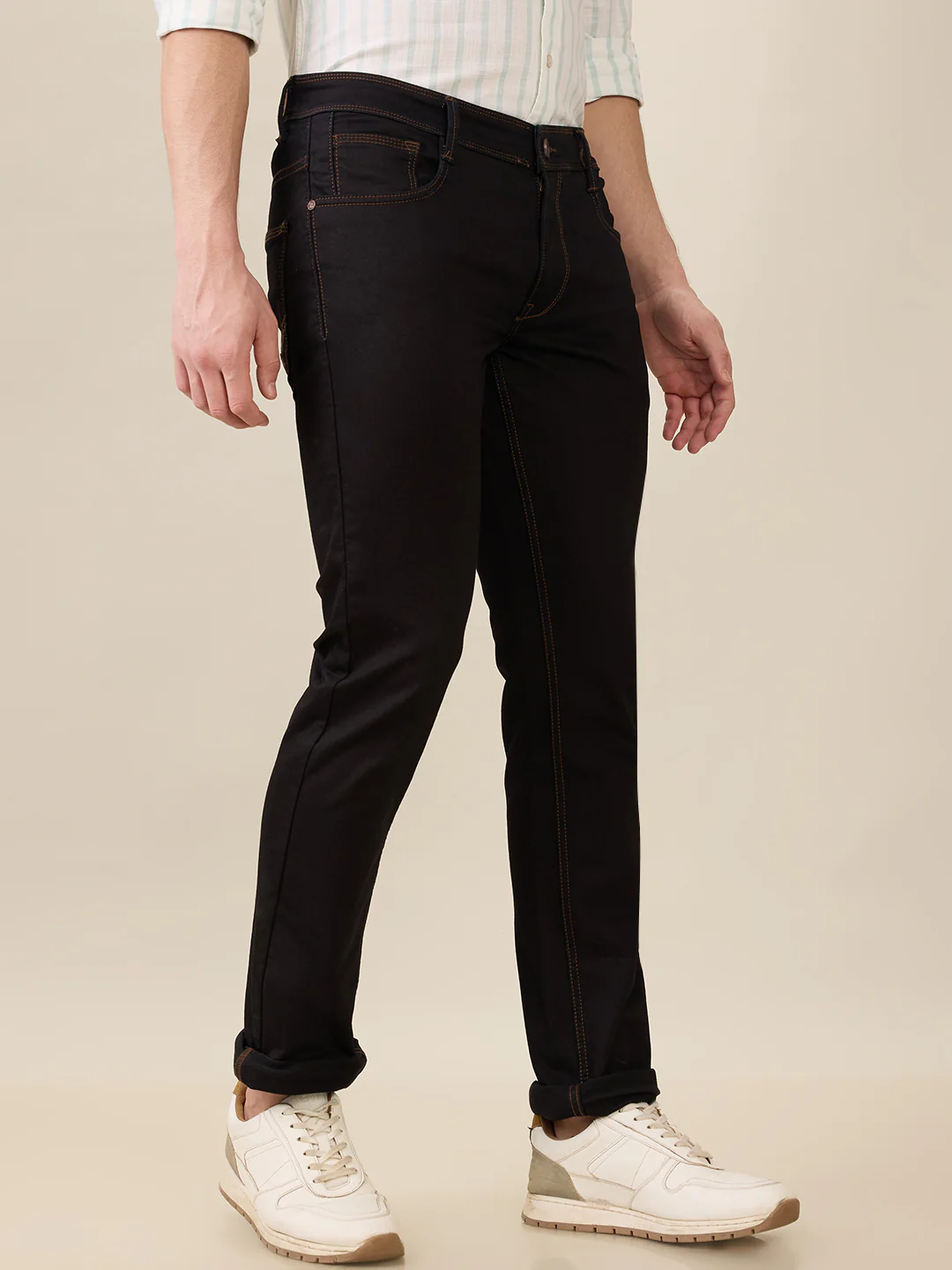Parx Men Blue Knitted Low Rise Tapered Fit Cotton Blend Jeans - Image 2