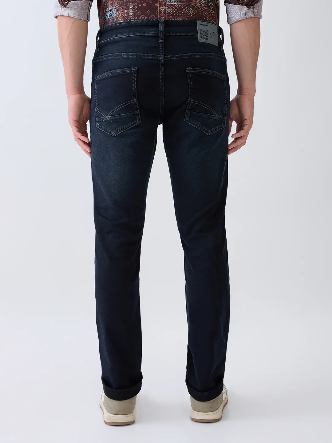 Parx Men Blue Knitted Low Rise Tapered Fit Cotton Blend Jeans - Image 4