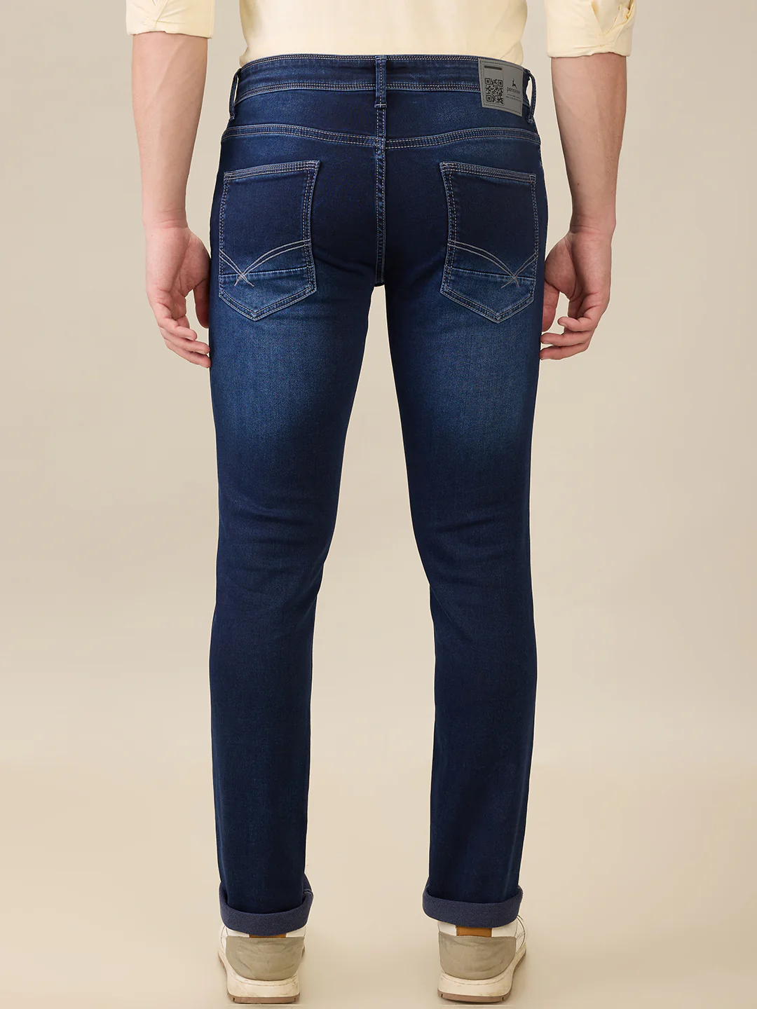 Parx Men Blue Knitted Low Rise Tapered Fit Cotton Blend Jeans - Image 4