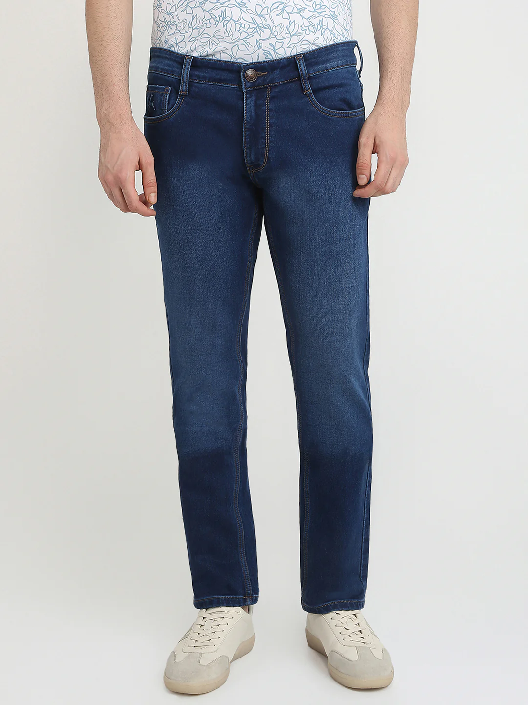 Parx Men Blue Knitted Low Rise Tapered Fit Cotton Blend Jeans