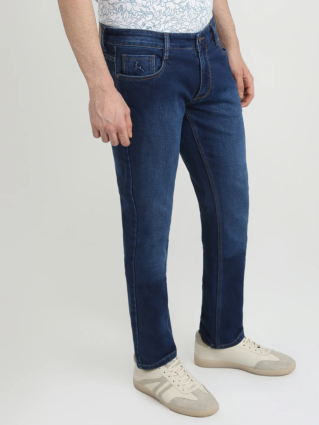 Parx Men Blue Knitted Low Rise Tapered Fit Cotton Blend Jeans - Image 3
