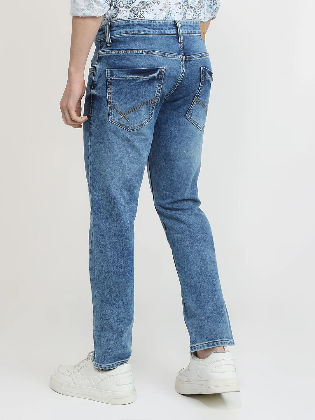 Parx Men Blue Knitted Low Rise Tapered Fit Cotton Blend Jeans - Image 4