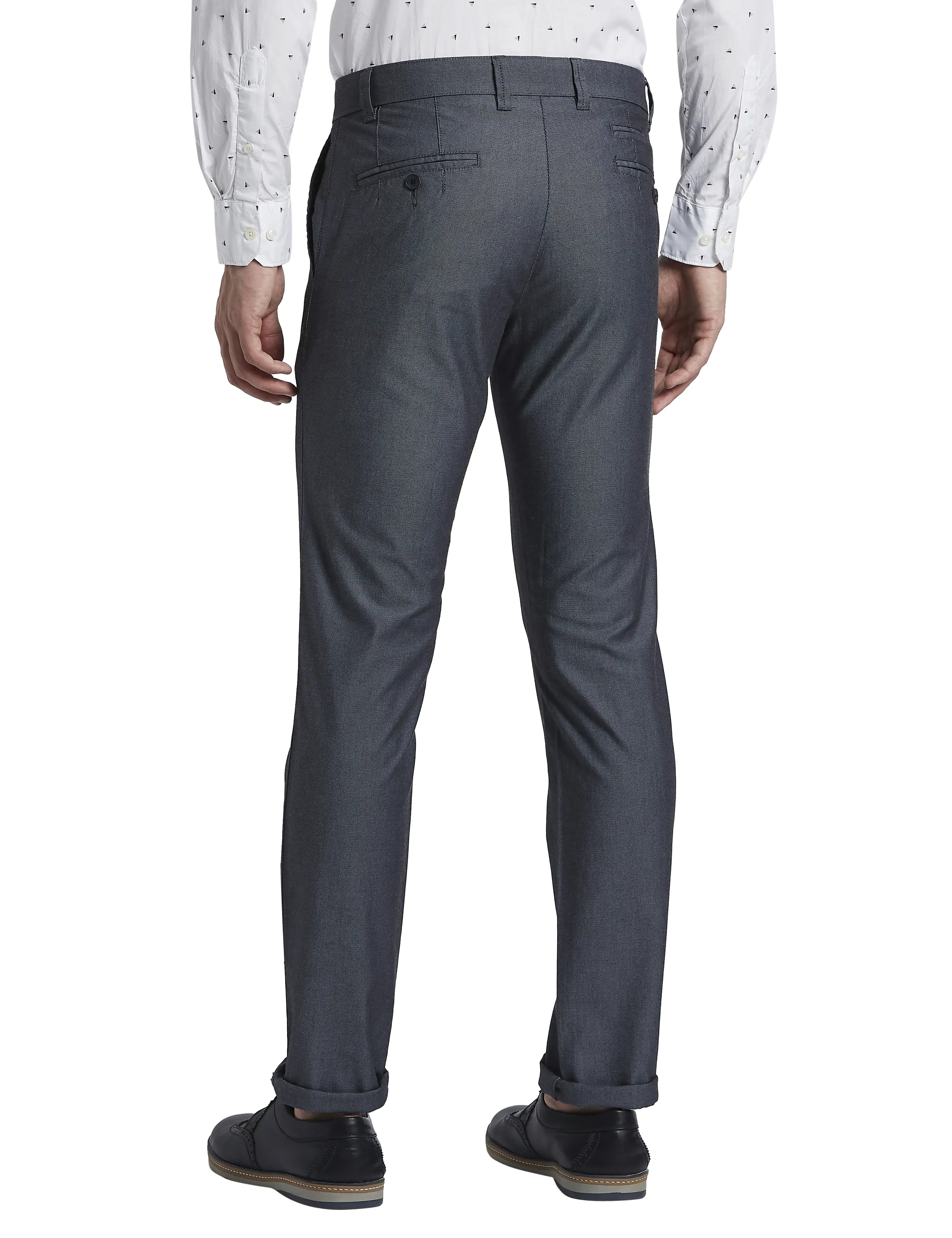 Parx Men Blue Low Rise Tapered Fit Yarn Dyed Cotton Blend Trousers - Image 4