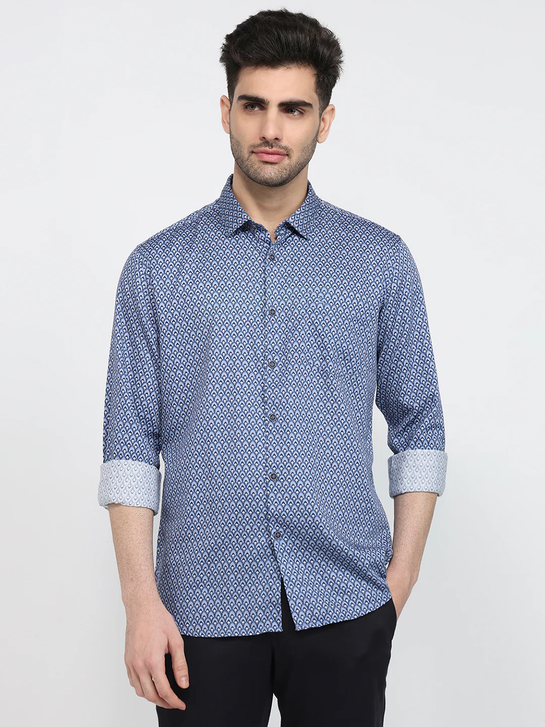 Parx Men Blue Print Slim Fit Cotton Shirt