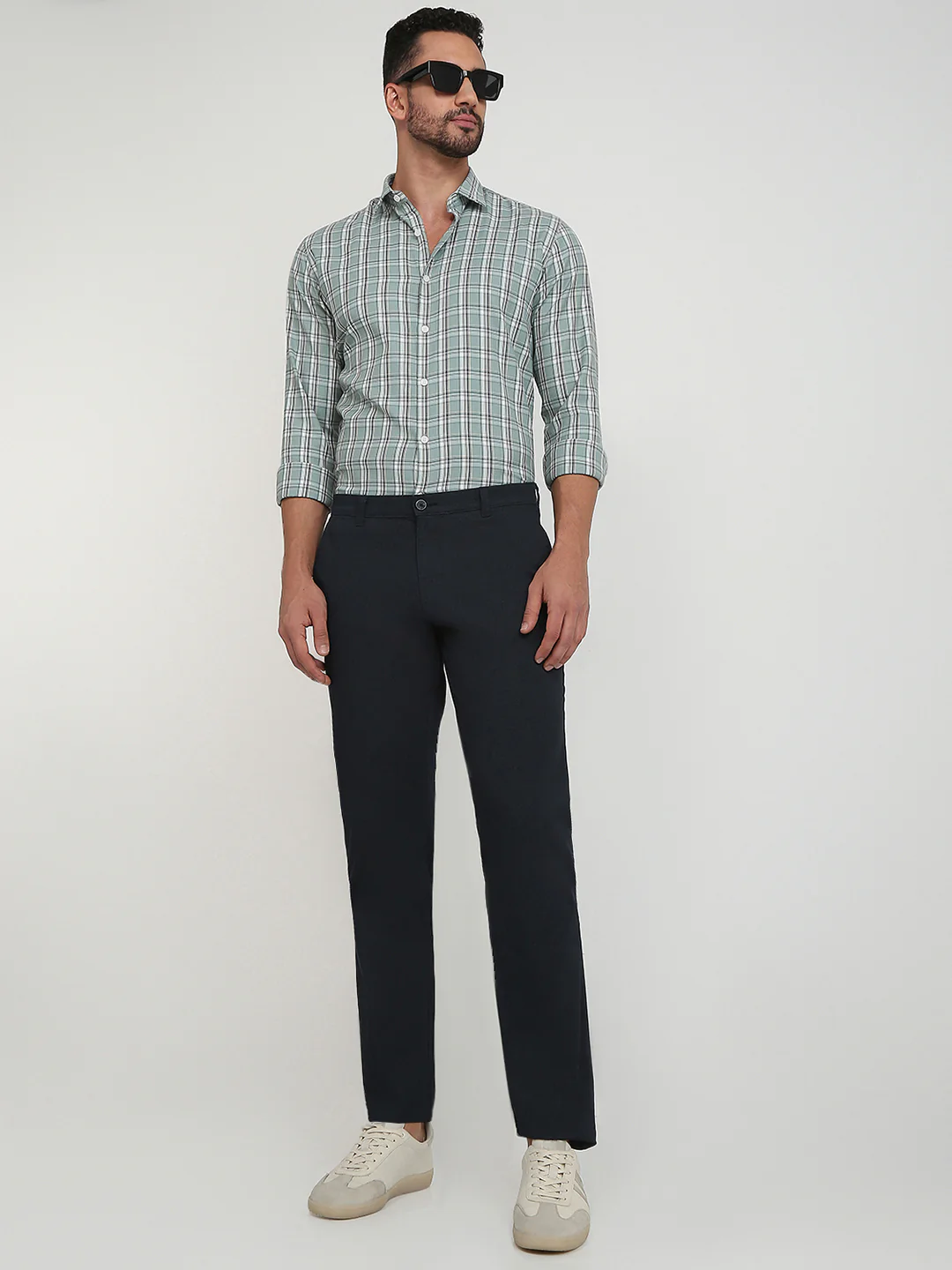 Parx Men Blue Printed Low Rise Tapered Fit Cotton Blend Trouser - Image 5