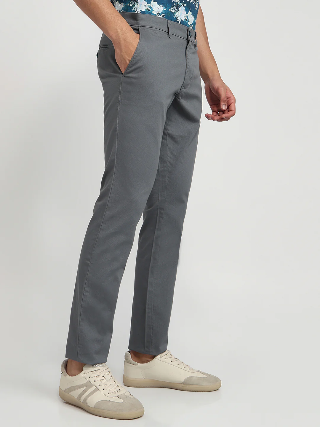Parx Men Blue Solid-Dobby Low Rise Tapered Fit Cotton Blend Trouser - Image 3