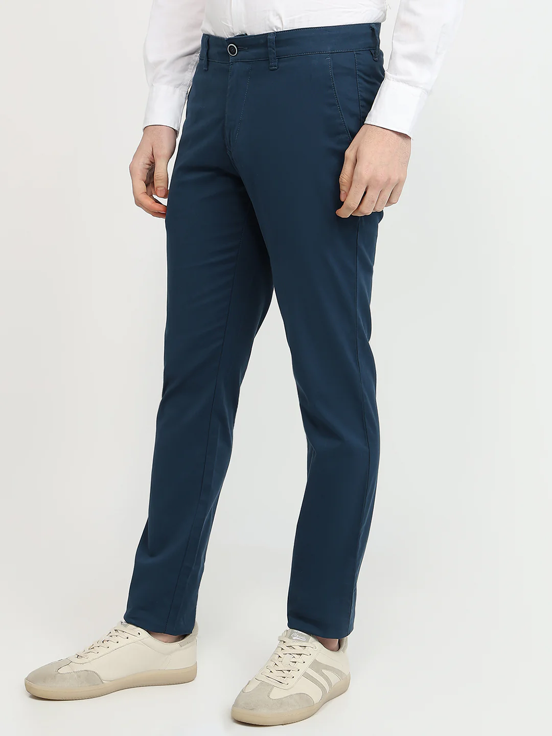 Parx Men Blue Solid Low Rise Tapered Fit Cotton Blend Trouser - Image 2