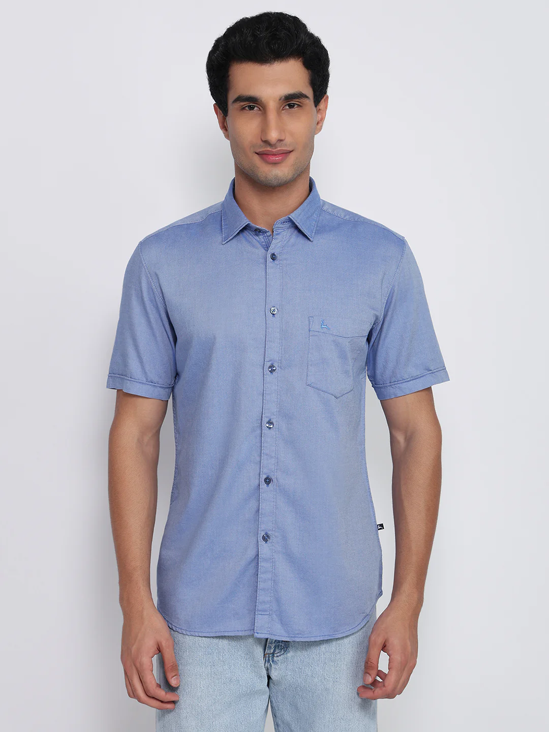 Parx Men Blue Solid Slim Fit Cotton Shirt