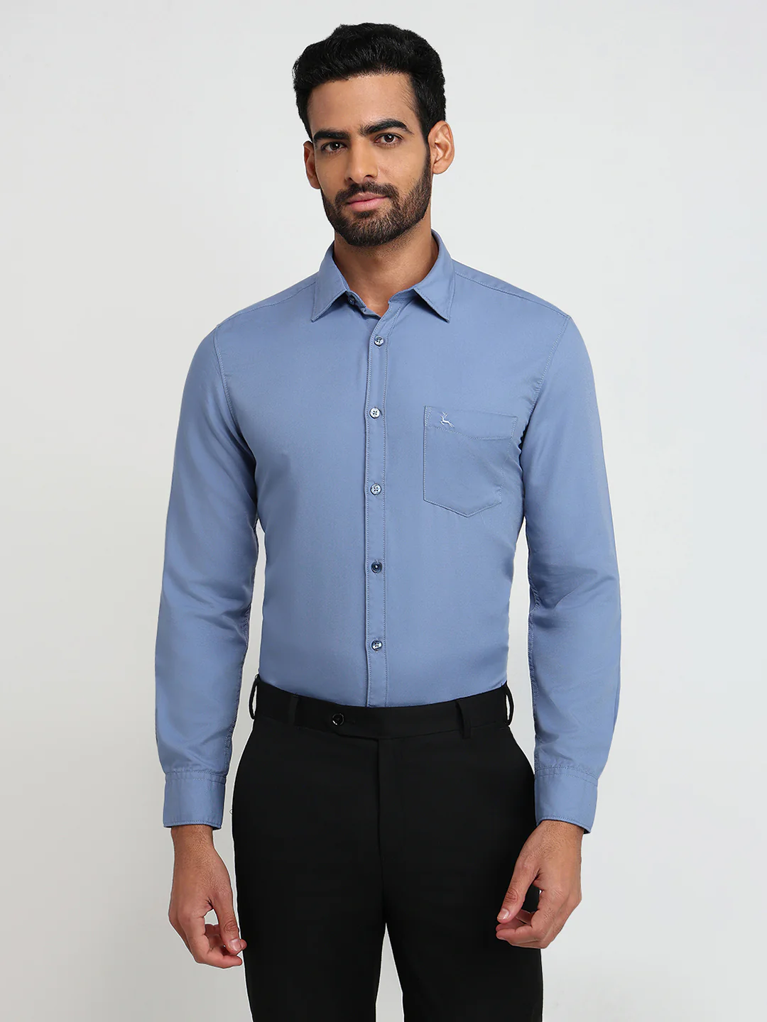 Parx Men Blue Solid Slim Fit Viscose Blend Casual Shirt