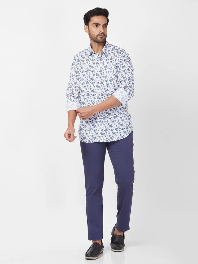 Parx Men Blue Solid Tapered Fit Trouser - Image 5