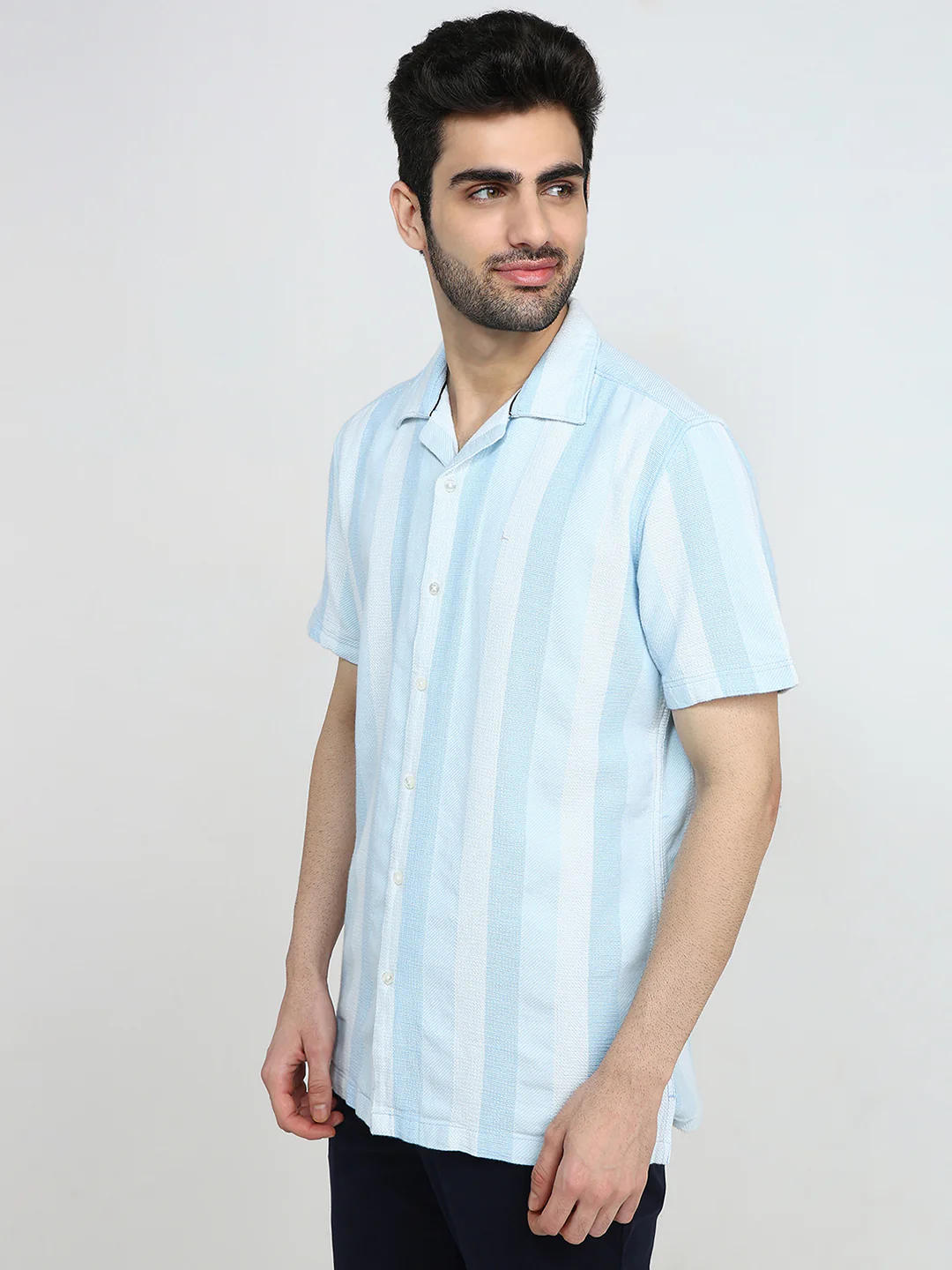 Parx Men Blue Stripe Slim Fit Cotton Half Sleeve Casual Shirt - Image 2