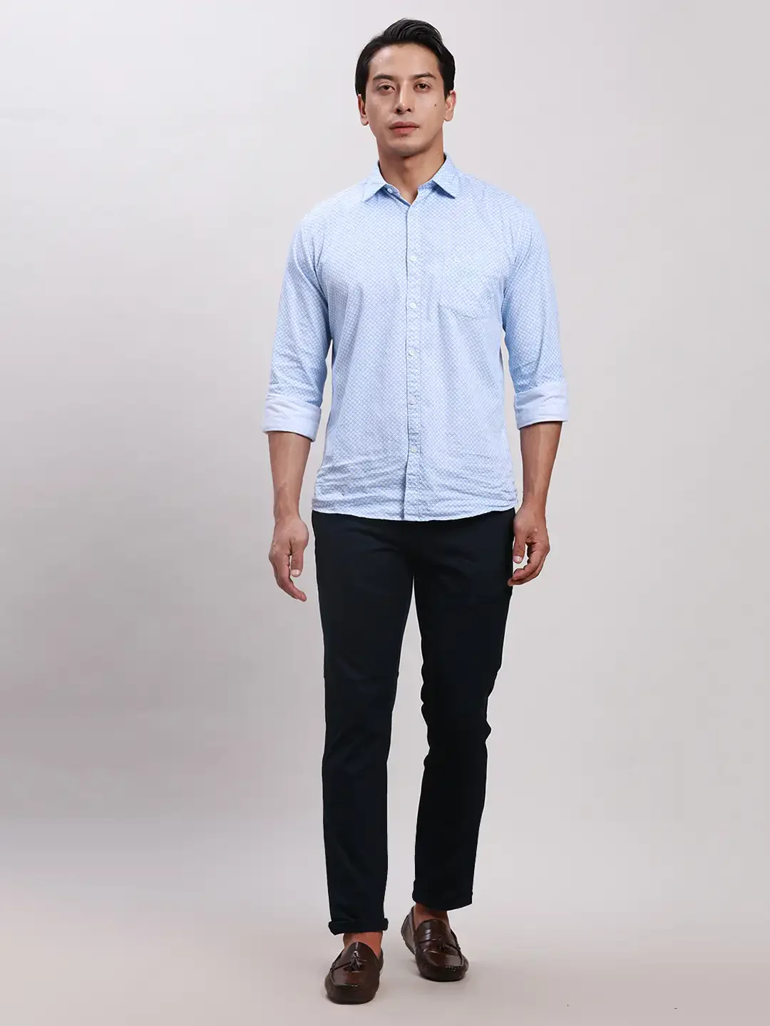 Parx Men Blue Tapered Fit Solid Cotton Spandex Trouser - Image 5