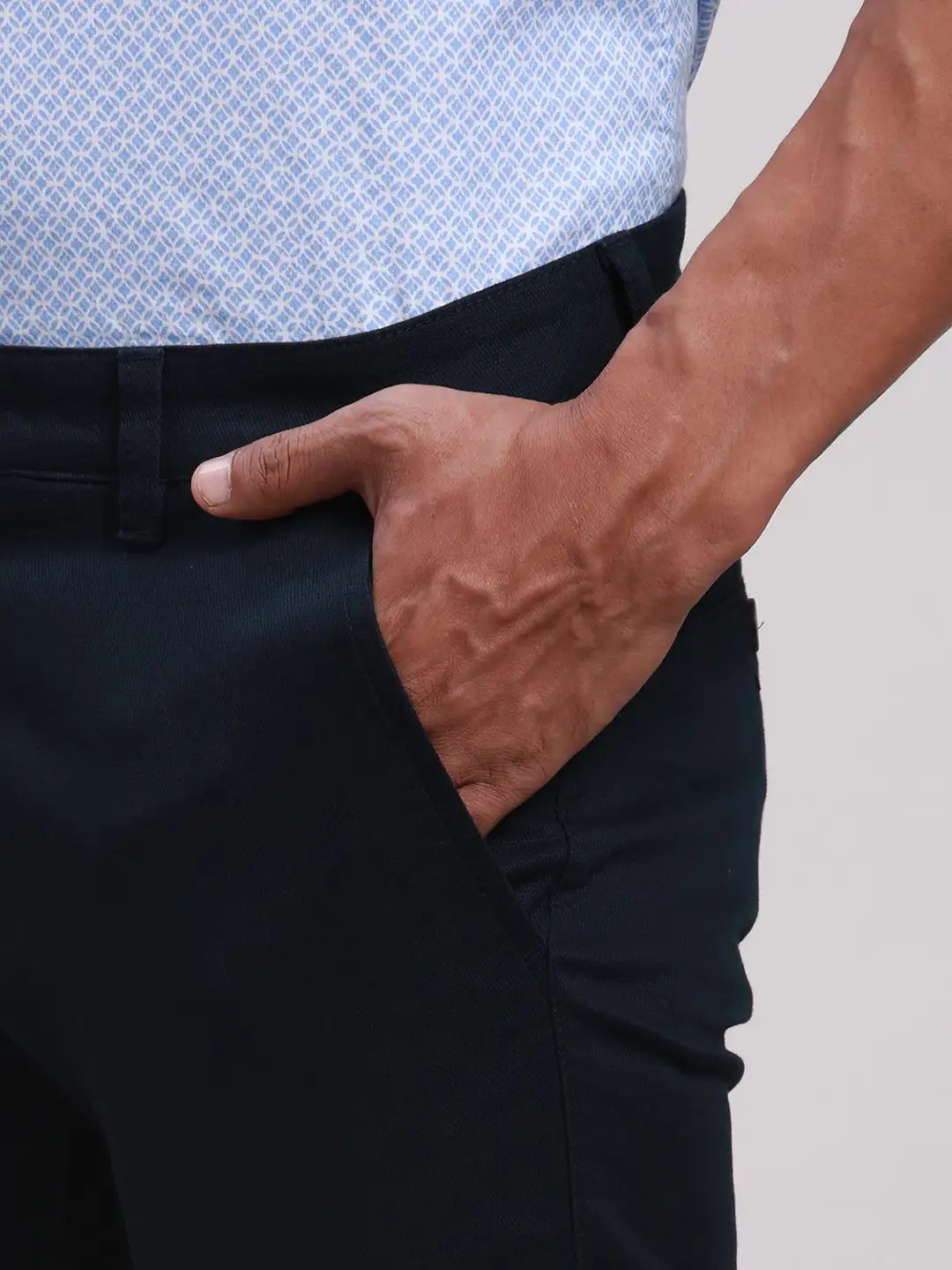 Parx Men Blue Tapered Fit Solid Cotton Spandex Trouser - Image 6