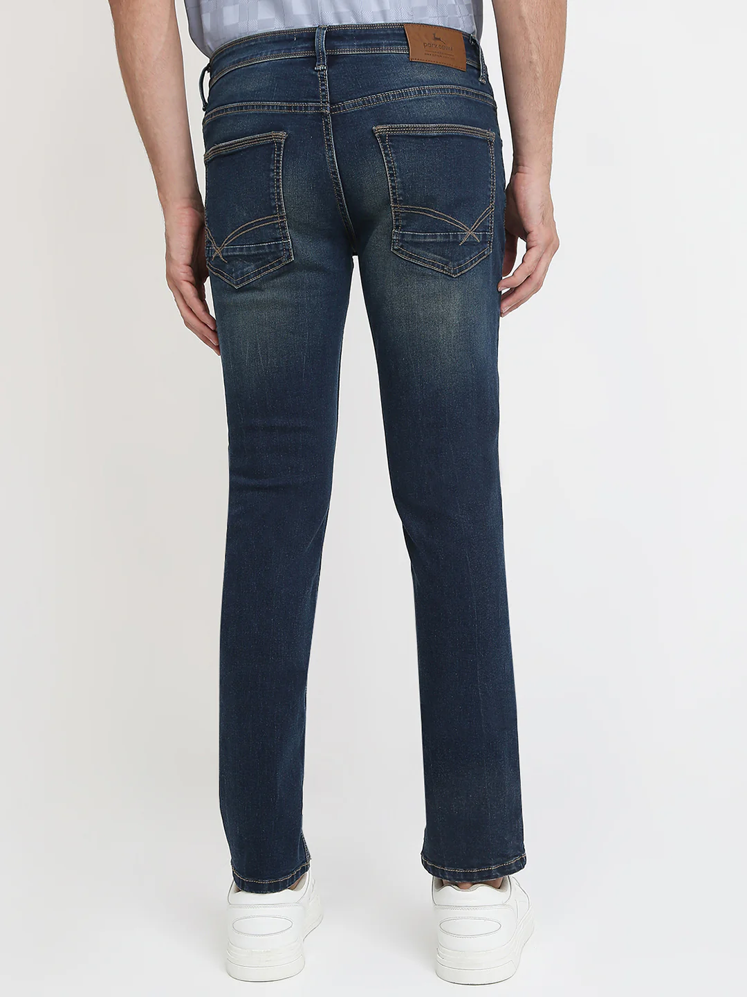 Parx Men Blue Twill Low Rise Tapered Fit Cotton Blend Jeans - Image 4