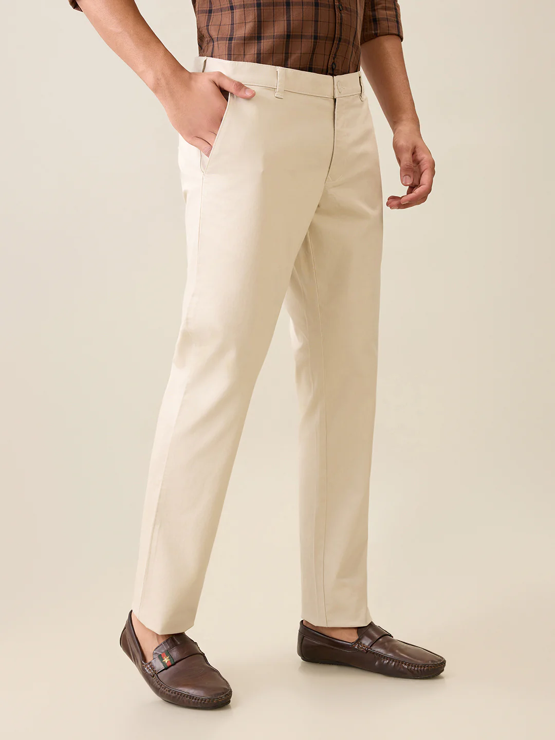 Parx Men Brown Solid-Dobby Low Rise Tapered Fit Cotton Blend Trouser - Image 3