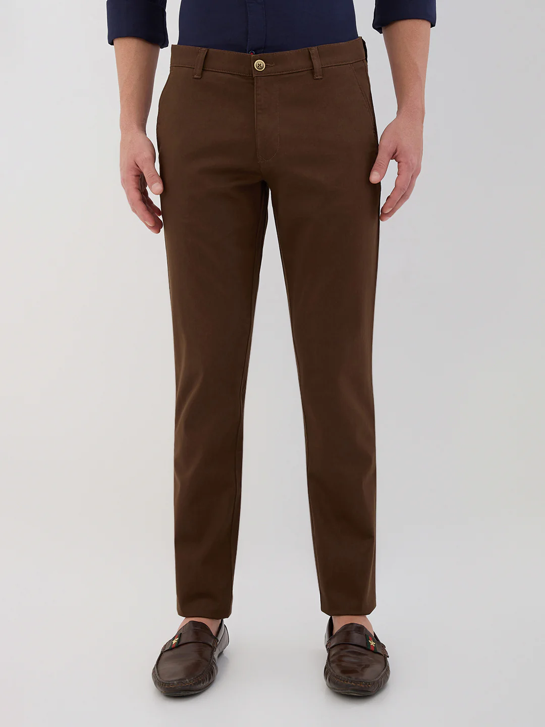 Parx Men Brown Solid Low Rise Tapered Cotton Blend Trouser