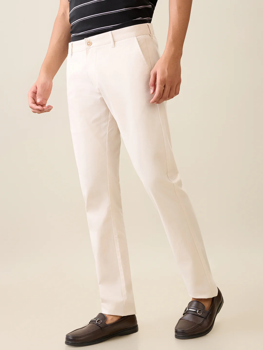 Parx Men Brown Solid Low Rise Tapered Fit Cotton Blend Trouser - Image 2