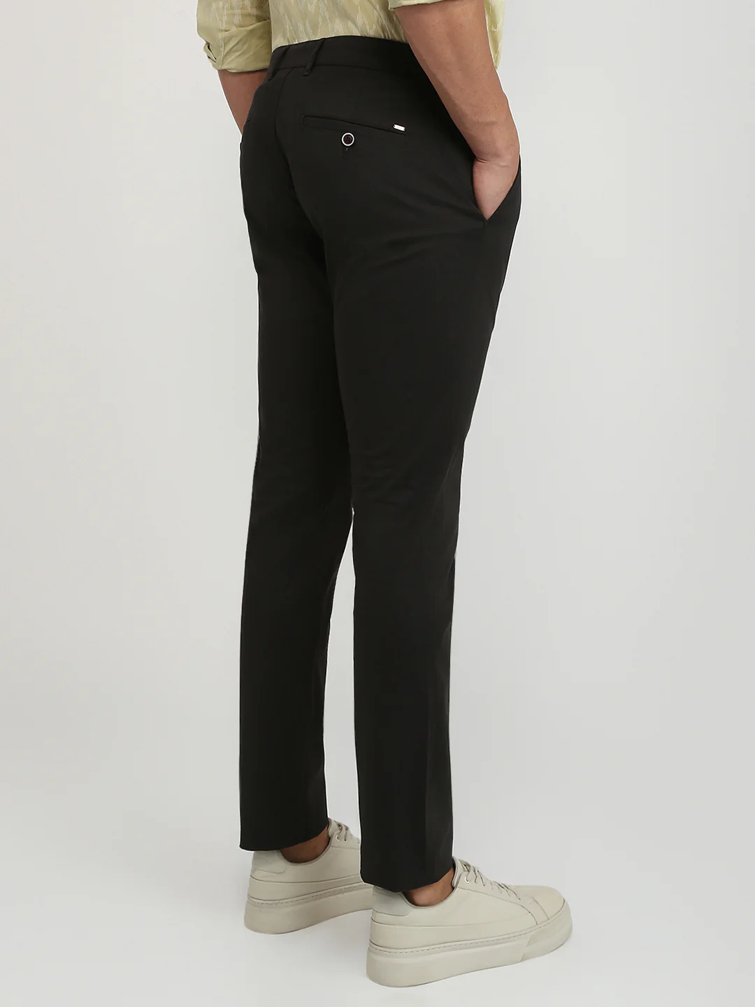 Parx Men Brown Solid Low Rise Tapered Fit Cotton Blend Trouser - Image 4