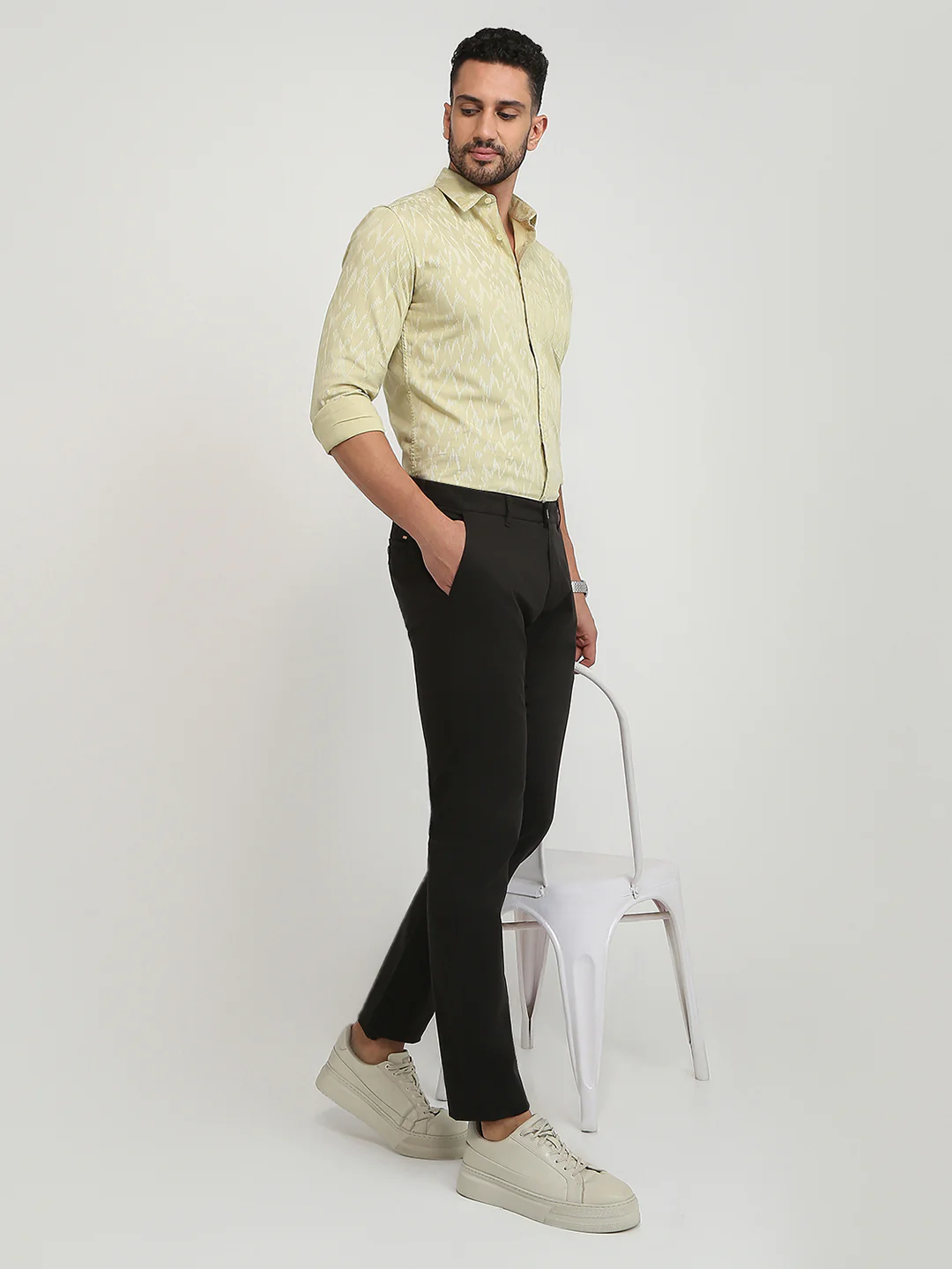 Parx Men Brown Solid Low Rise Tapered Fit Cotton Blend Trouser - Image 5