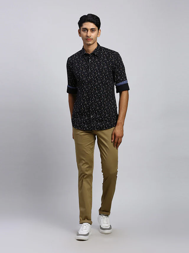 Parx Men Brown Solid Tapered Fit Trouser - Image 5