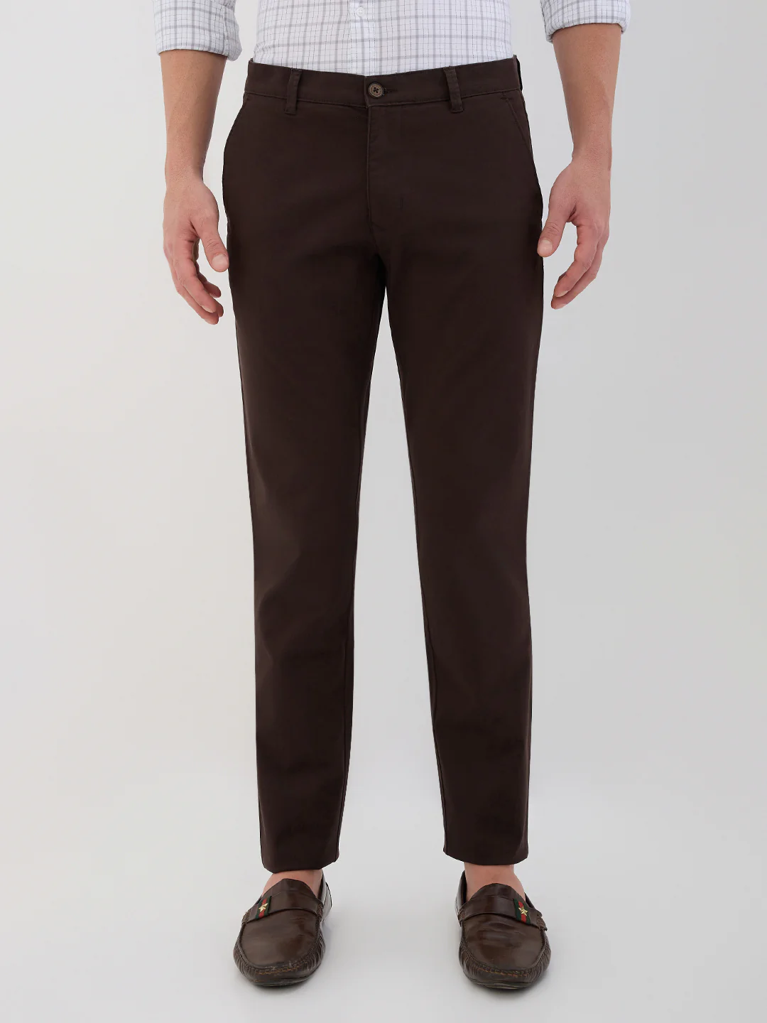 Parx Men Brown Twill Low Rise Tapered Cotton Blend Trouser