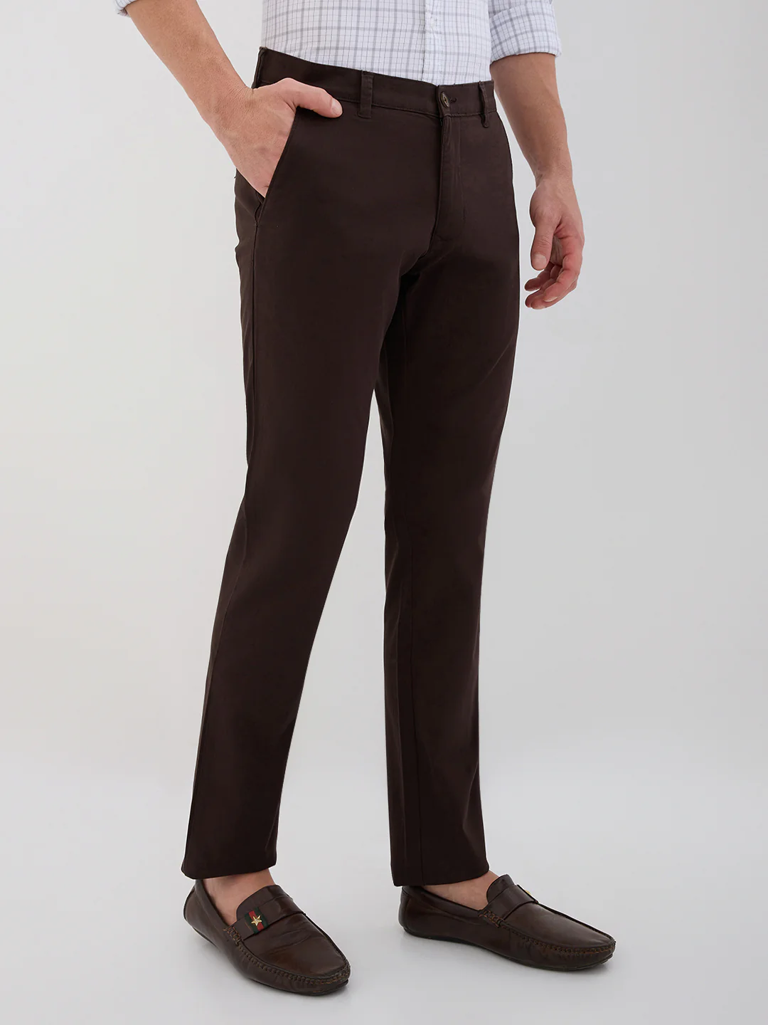 Parx Men Brown Twill Low Rise Tapered Cotton Blend Trouser - Image 3
