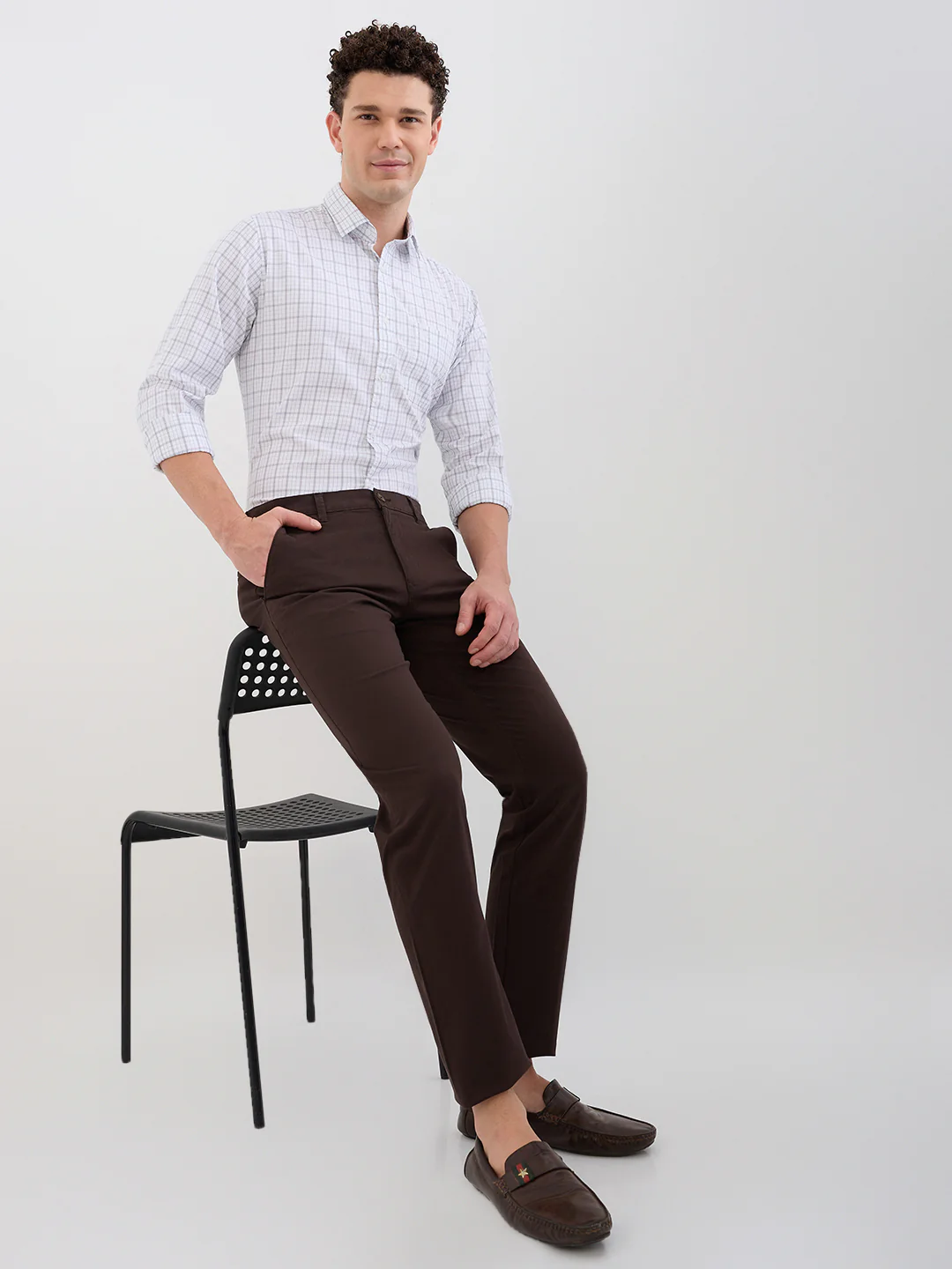 Parx Men Brown Twill Low Rise Tapered Cotton Blend Trouser - Image 6