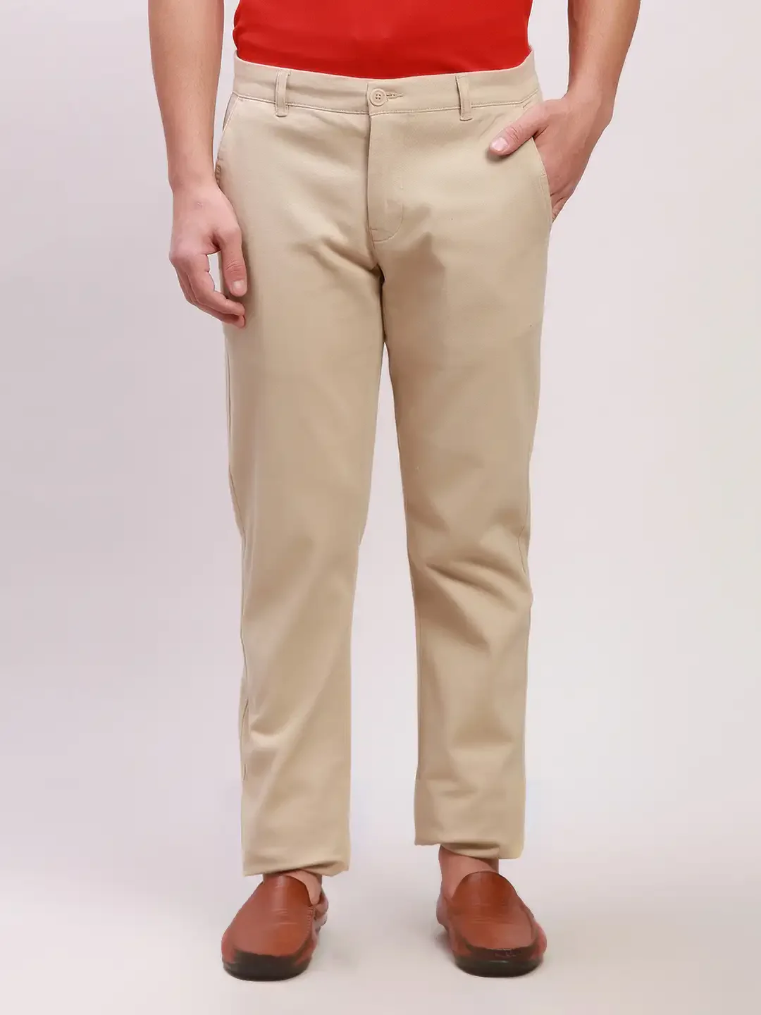 Parx Men Cream Solid Low Rise Tapered Fit Cotton Blend Trouser