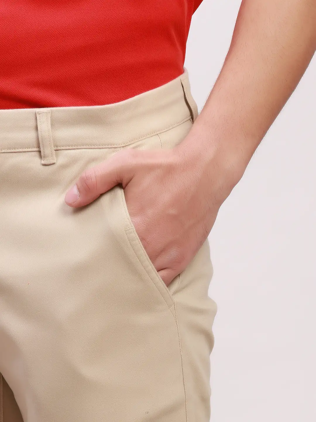 Parx Men Cream Solid Low Rise Tapered Fit Cotton Blend Trouser - Image 6