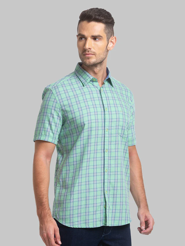 Parx Men Green Checkered Slim Fit Half Sleeve Semi Cut Away Collar Shirt - Image 2