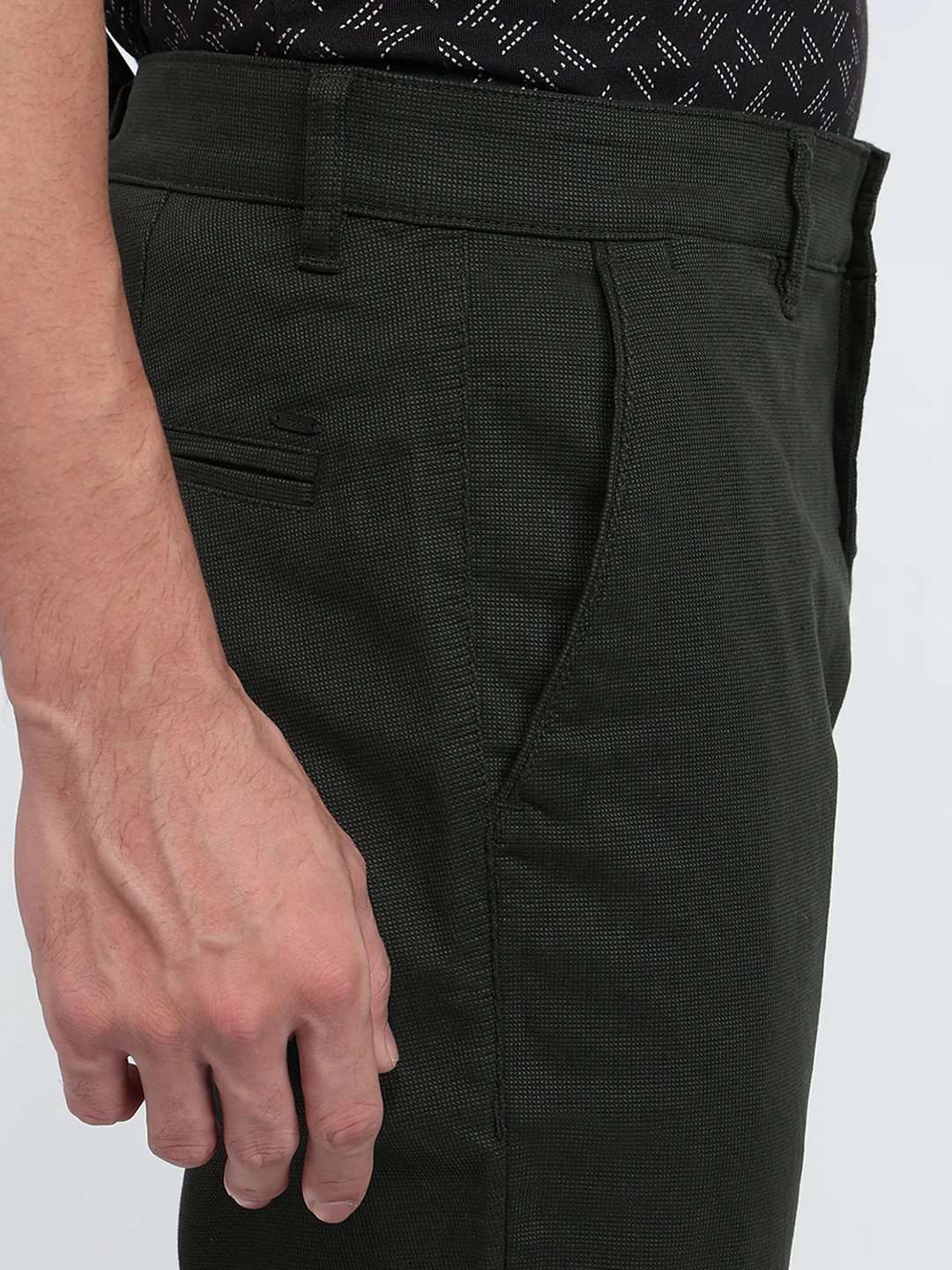 Parx Men Green Dobby Low Rise Tapered Fit Cotton Blend Trouser - Image 6