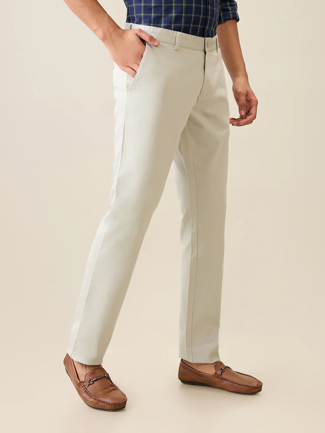 Parx Men Green Printed Low Rise Tapered Fit Cotton Blend Trouser - Image 3