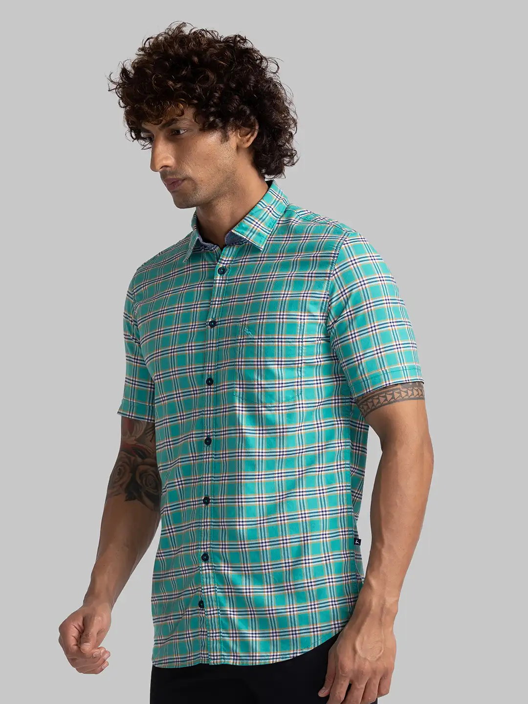 Parx Men Green Slim Fit Checks Cotton Half Sleeve Cutaway Collar Shirts - Image 3