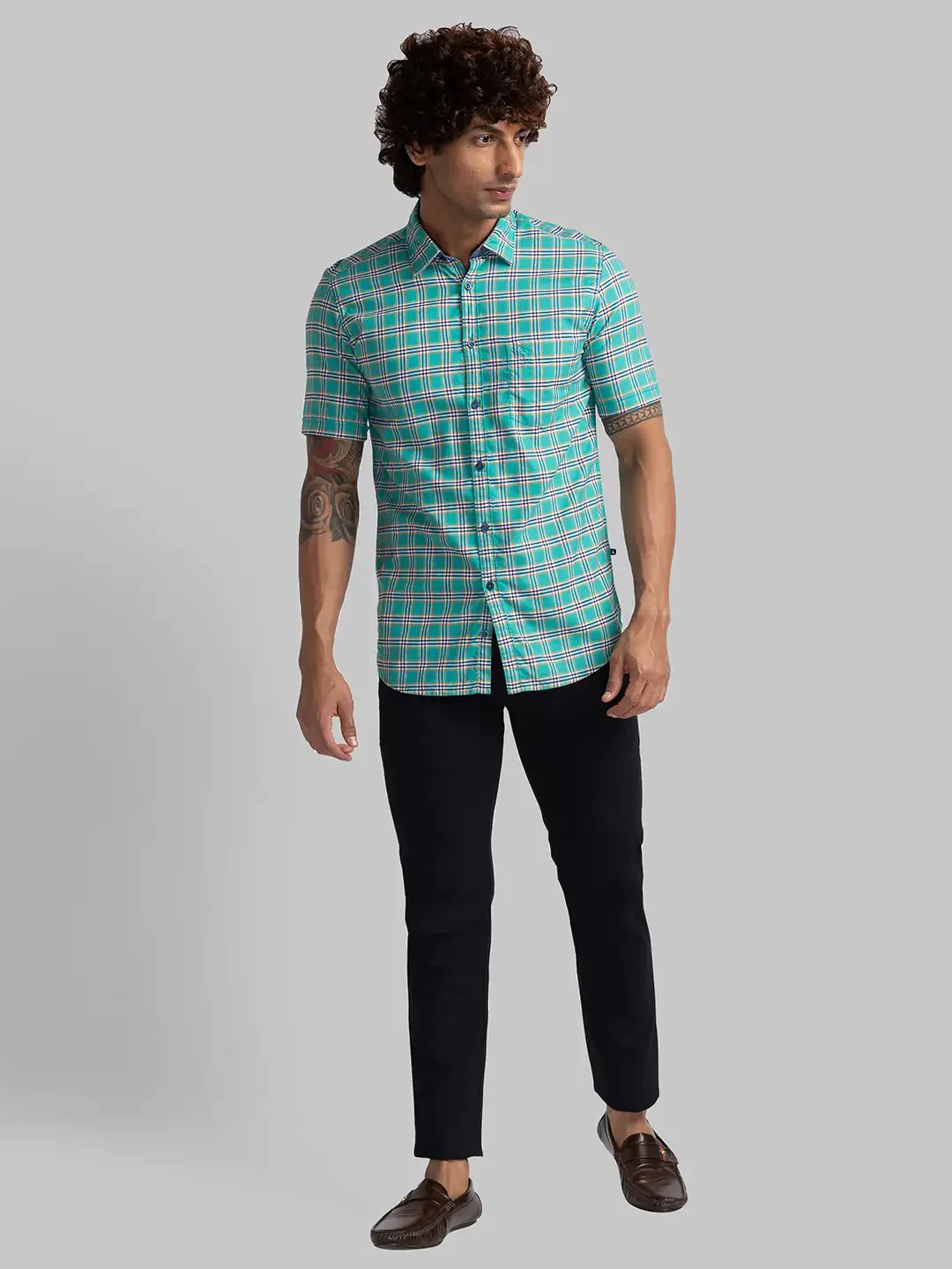 Parx Men Green Slim Fit Checks Cotton Half Sleeve Cutaway Collar Shirts - Image 5
