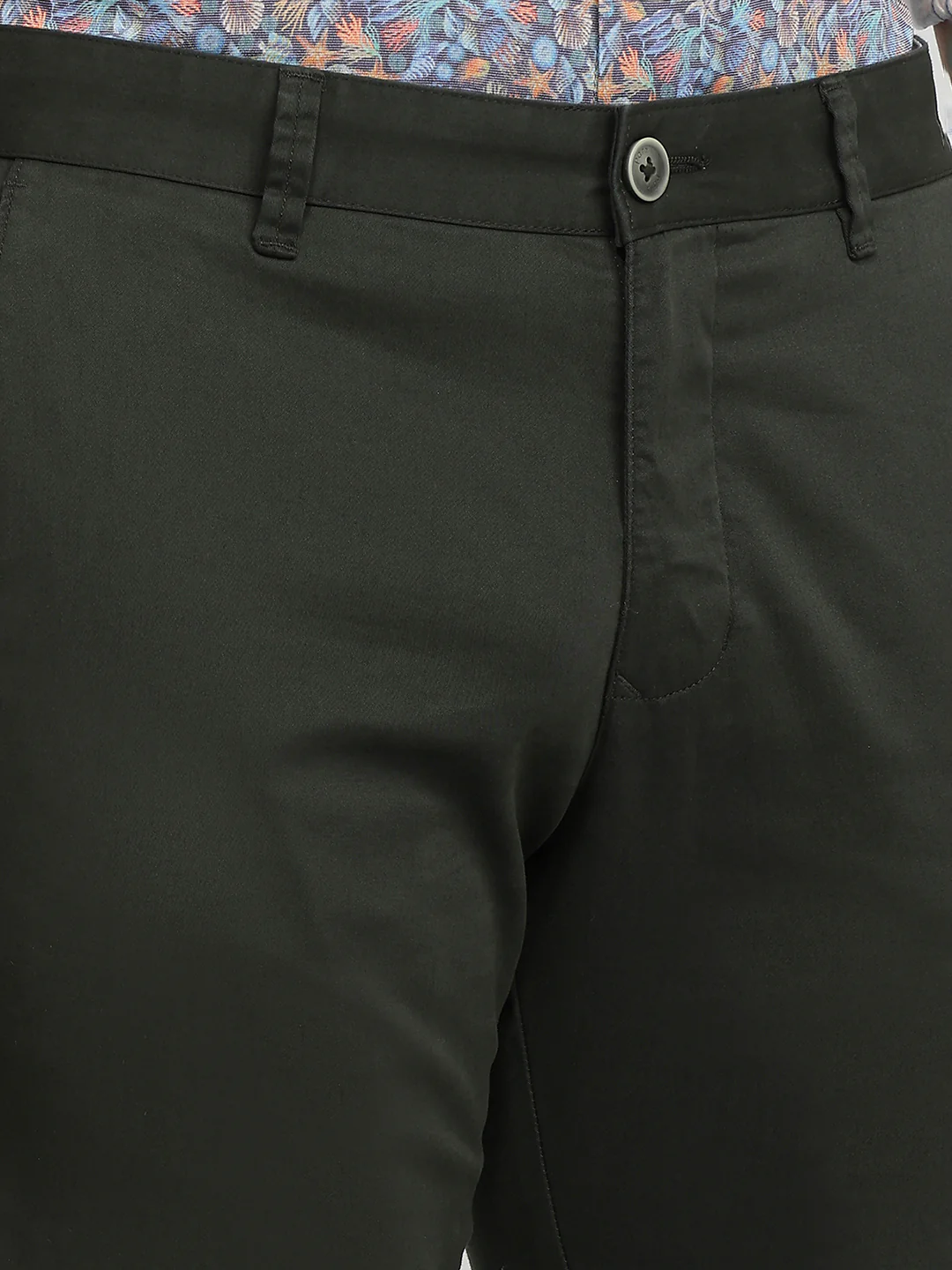 Parx Men Green Solid Low Rise Tapered Cotton Blend Trouser - Image 6