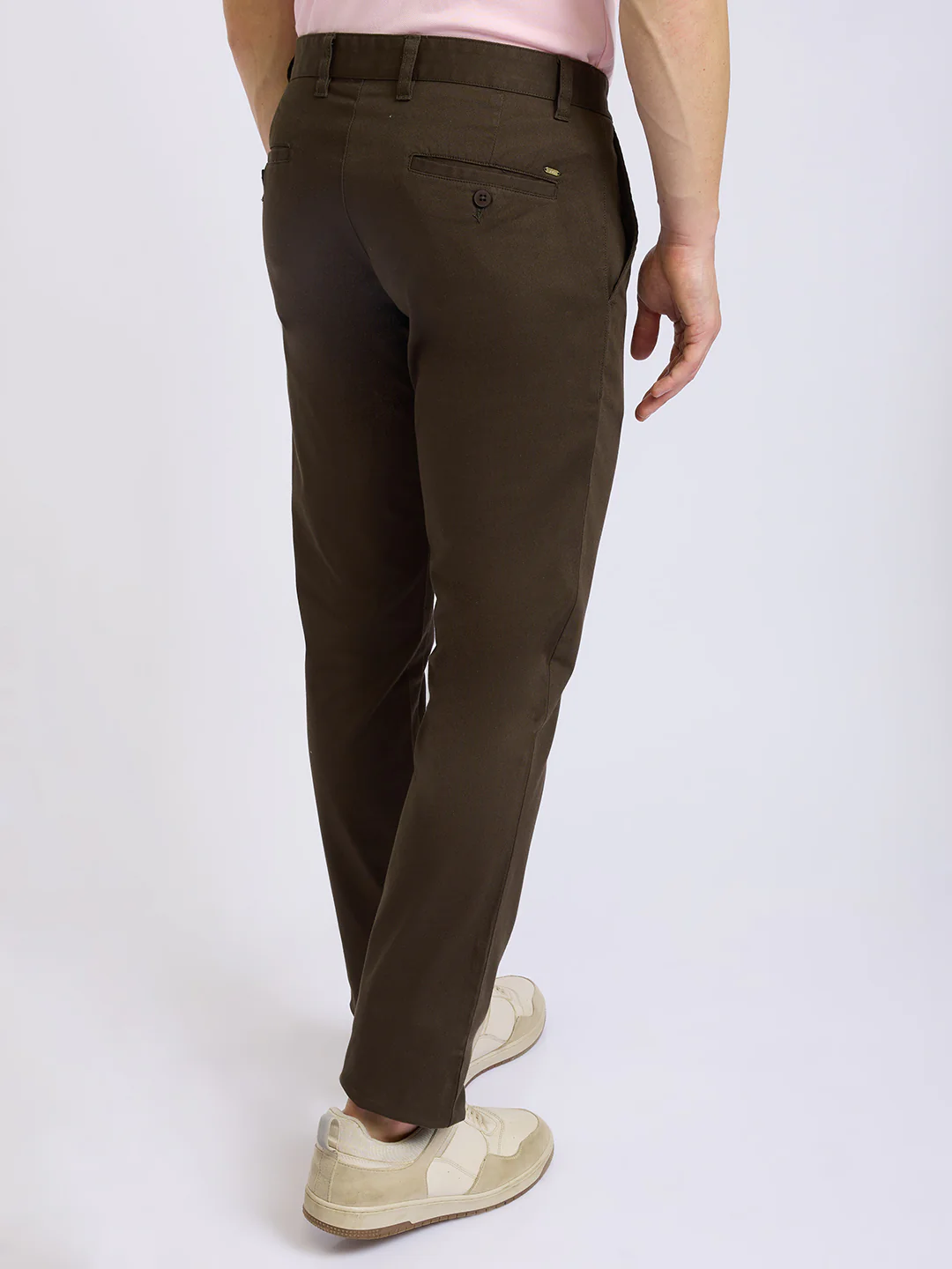 Parx Men Green Solid Low Rise Tapered Fit Cotton Blend Trouser - Image 4